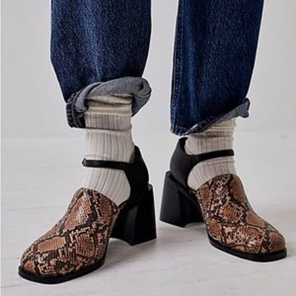 Jeffrey Campbell Audrey Mary Jane Heels In Tan Snake Combo Size US 10